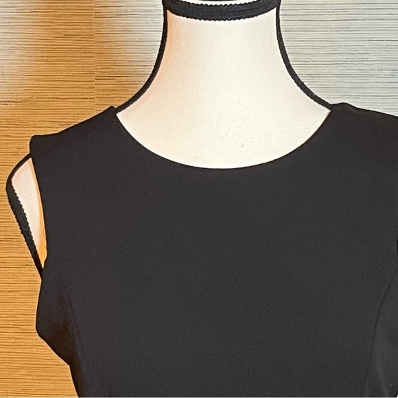 Carla Conti Black 3D Floral Cutout Back Cocktail Mini Dress Size XL NWOT Italy - Picture 5 of 9